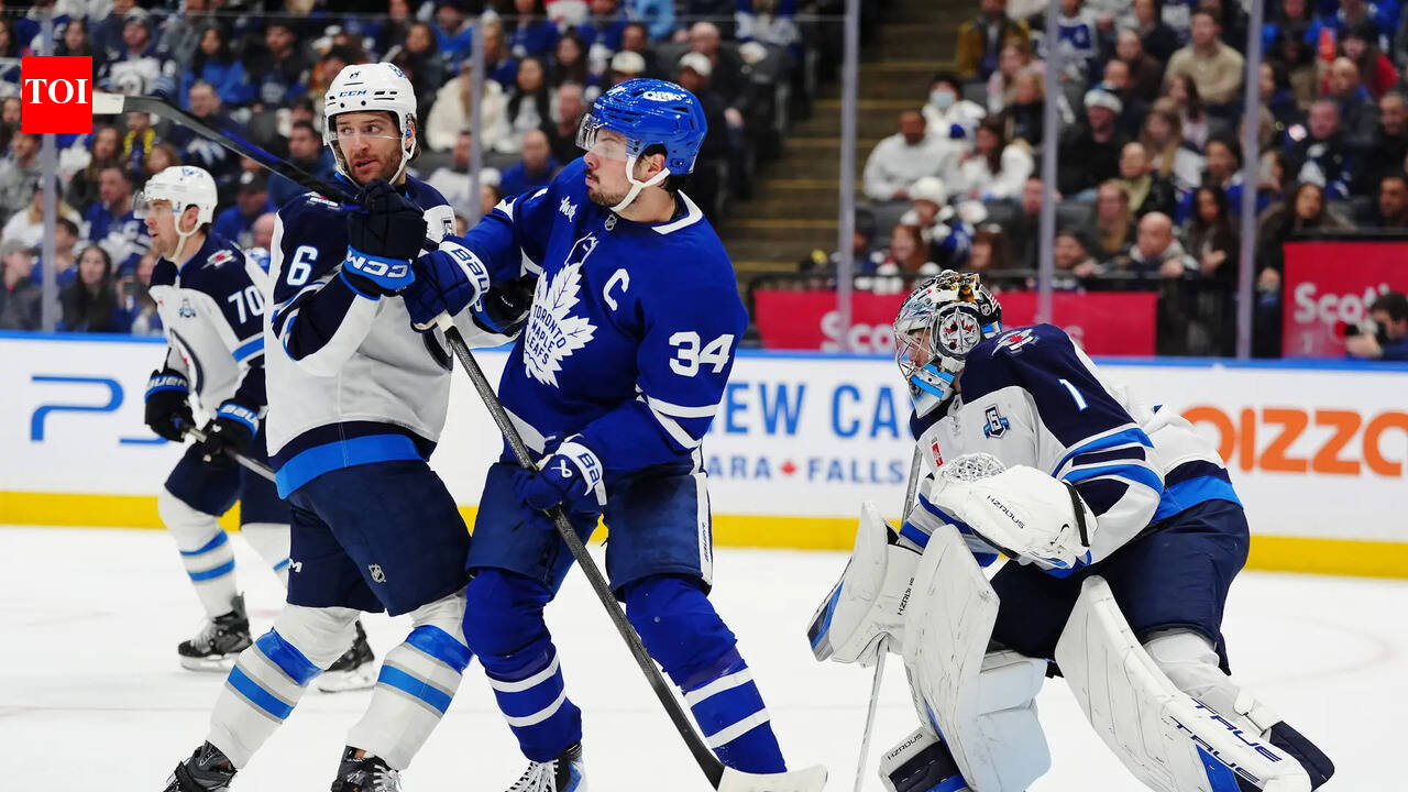 NHL Injury Update: Winnipeg Jets defenseman Colin Miller out week-to-week following knee surgery