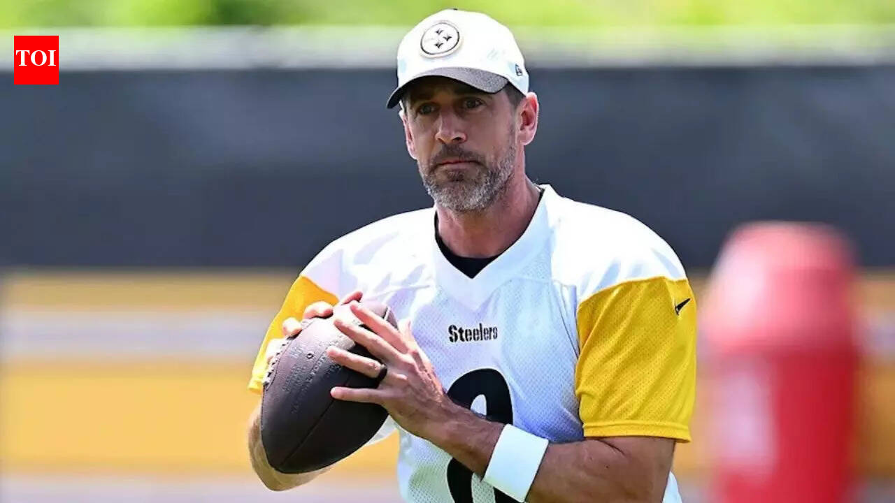 Aaron Rodgers will not return to the Steelers following playoff collapse, per insider