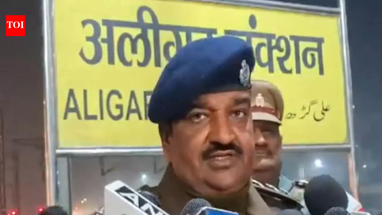 Bomb scare: Delhi-Patna Tejas Rajdhani halted briefly; nothing suspicious found