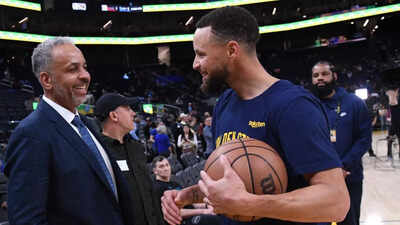 Is Stephen Curry playing tonight vs the Charlotte Hornets? Latest update on the Golden State Warriors star's injury report (January 17, 2026)
