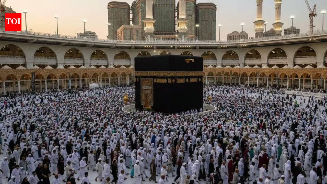Umrah packages touch Dh8,000 as Ramadan 2026 travel demand rises in UAE