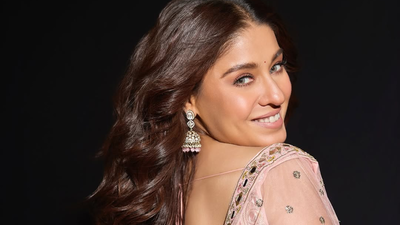 After Mumbai and Delhi, Sunidhi Chauhan rocked the stage in Bengaluru: Fan reactions pour in from ‘I Am Home’ tour