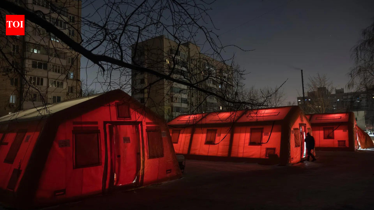 Zaporizhzhia hit by blackout: Over 200,000 without electricity in Russian-held region; Zelenskyy thanks repair crews