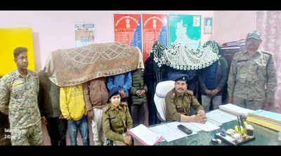 Hazaribag Police Arrest 9 Drug Peddlers, Seize Brown Sugar in Barkagaon Operation