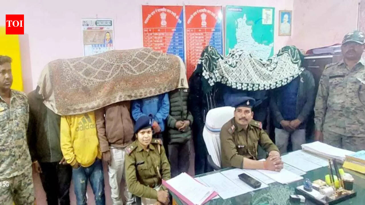 Hazaribag Police Arrest 9 Drug Peddlers, Seize Brown Sugar in Barkagaon Operation