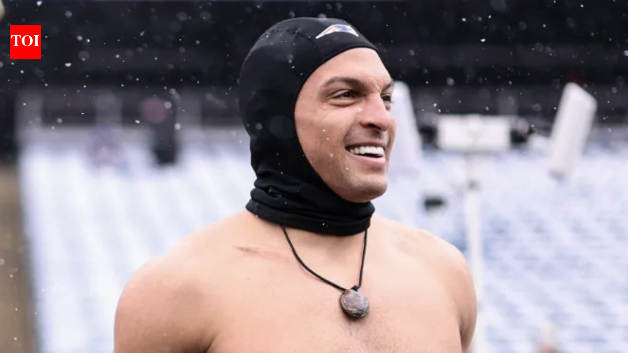 Mack Hollins injury update: Is Patriots WR playing today vs. Texans?