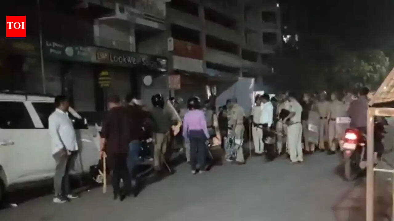 Post-election tensions in Bhiwandi: Political workers clash after alleged attack on Vikas Aghadi candidate; several injured