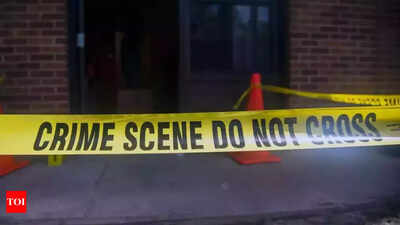 Delhi shocker: 2 cops injured in knife attack; history-sheeter arrested; pistol recovered