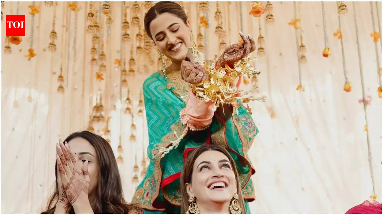 Nupur Sanon's kaleera falls on Kriti Sanon at choora ceremony in NEW photos from Udaipur wedding festivities with Stebin Ben