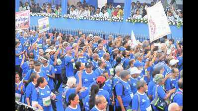 Running by memory and sound: Amarjeet Singh Chawla’s 269-marathon journey at Tata Mumbai Marathon