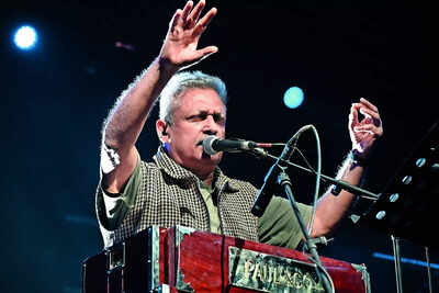 Piyush Mishra’s concert Aarambh 2.0, strikes a chord in Bengaluru