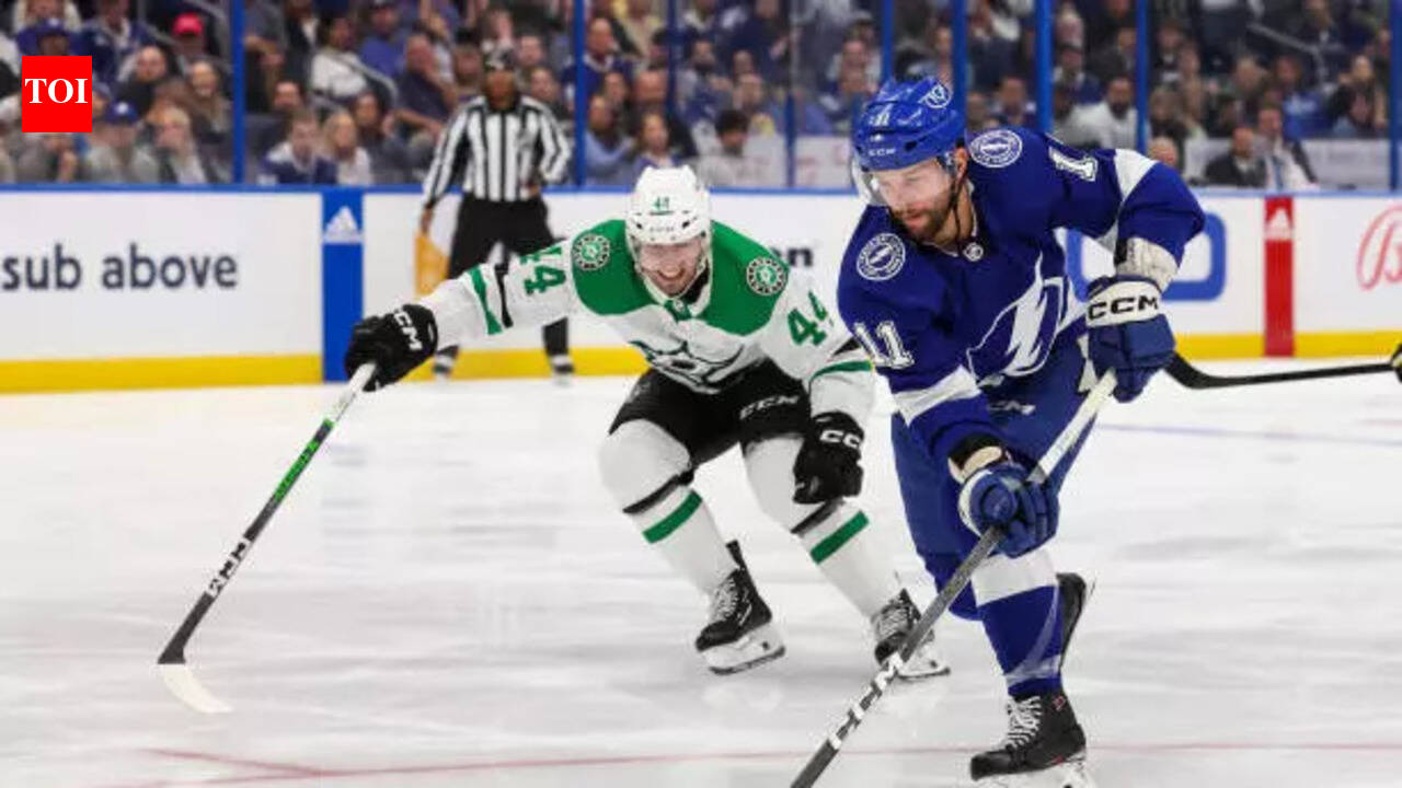 Jake Guentzel pushes Tampa Bay Lightning's win against Dallas Stars as point streak extends to 13 games