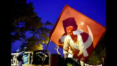 CPI (M) march begins in Palghar; demands include implementation of forest rights and panchayats Acts, scrapping of proposed Vadhavan and Murbe ports