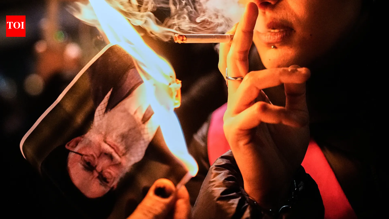 'Deceived, not enemy soldiers': Amnesty window open for youth in Iran 'riots'