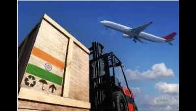 ईरान के लिए एयर कार्गो दोगुना, अमेरिकी टैरिफ से भारत पर पड़ सकता है भारी असर