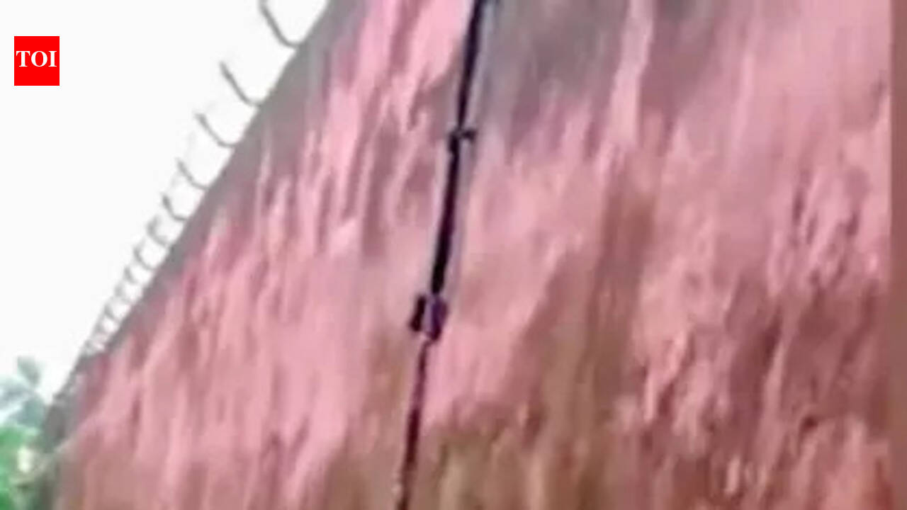 2 senior prison officials file FIRs against each other over Cuttack jailbreak