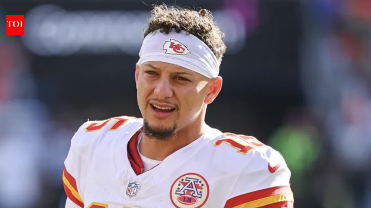Patrick Mahomes injury update: Chiefs urged to slow down QB’s’ comeback after ACL tear