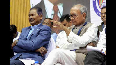 Digvijaya defends Baraiya, says remarks were from a book