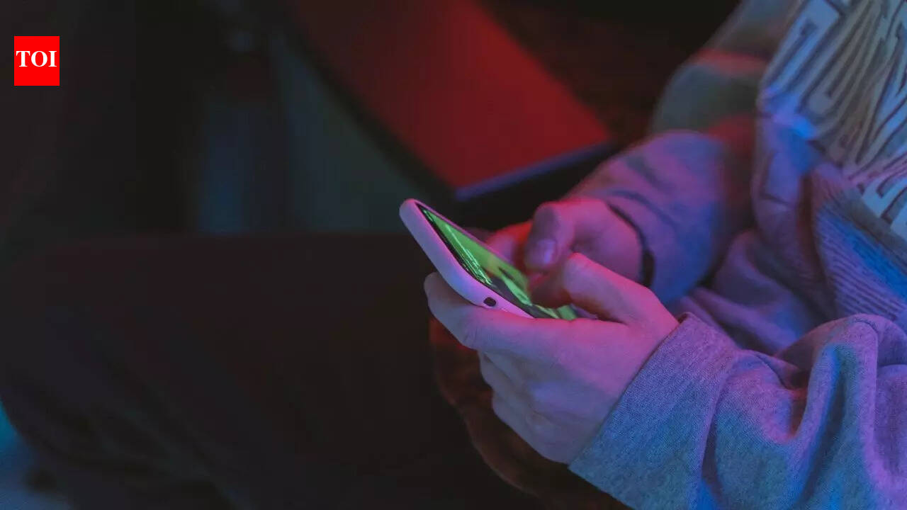 World’s fastest and slowest mobile internet cities for tourists in 2026 revealed from Doha to Dubai