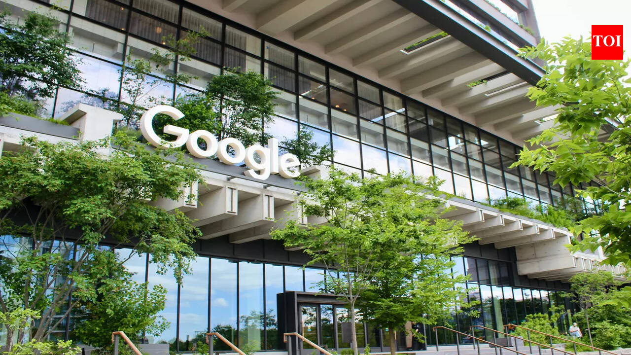 அமெரிக்க தொழில்நுட்ப நிறுவனங்கள் எதிர்கொள்ளும் முதலாவது பிரச்சனையை சீன நிறுவனம் எதிர்கொள்ளவில்லை: கூகுள் நிர்வாகி கவனம் செலுத்துகிறார்