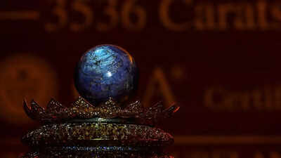 World’s largest purple star sapphire ‘Star of Pure Land’ unveiled in Sri Lanka with $300 million value