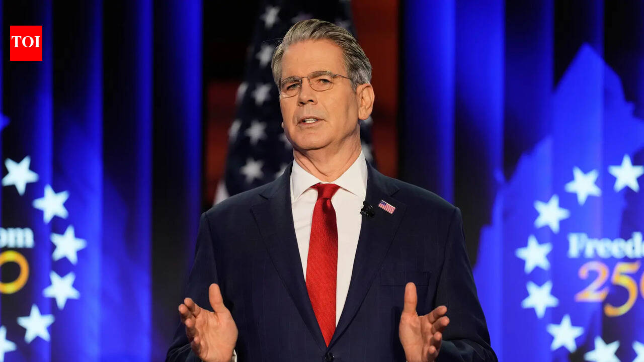 Trump threatens Greenland: Europe's leaders turn to Group Chat; 'Washington Group' born