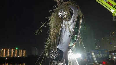 Noida techie death case: NDRF retrieves car from waterlogged trench after three days — video