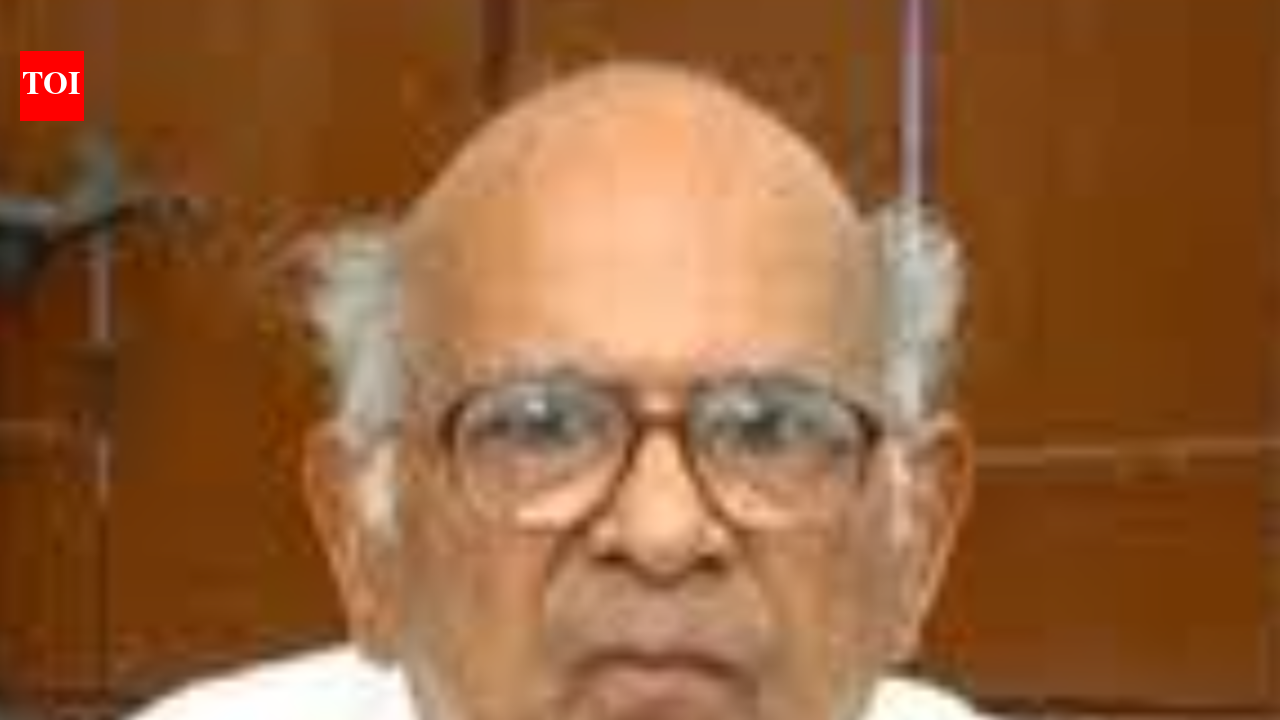 Puducherry govt to accord state honours to Justice David Annoussamy’s funeral