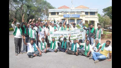 Farmers demand eviction of illegal resorts from tiger reserves