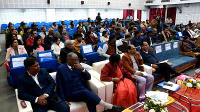 Tennis legend Amritraj to get honorary degree at PPU