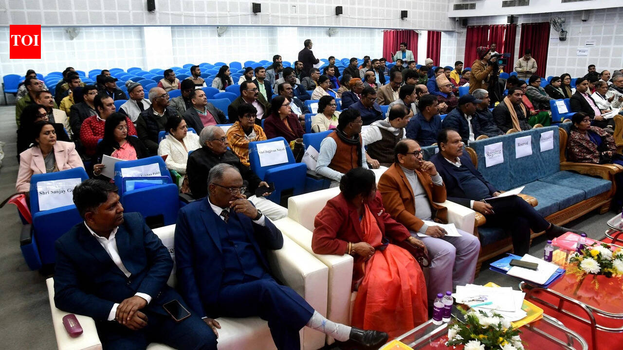 Tennis legend Amritraj to get honorary degree at PPU