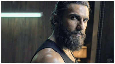 Dhurandhar’s Box Office Rampage: Ranveer Singh Enters Elite History