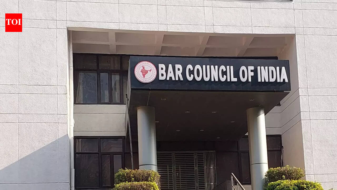 AIBE twice a year, final-year students allowed: The Supreme Court just fixed a timing mess