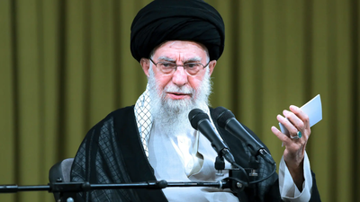 'We'll set fire to their world': Iran's big threat to Trump; warns against aggression towards Khamenei