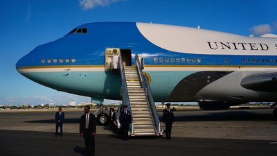 Trump's plane makes U-turn: US President's flight to Davos returns after takeoff - what went wrong?