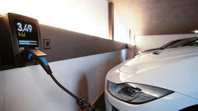 EV battery maintenance: Tips to extend your electric vehicle’s lifespan, maintain performance, and maximise efficiency