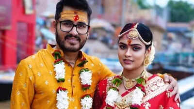 Actor Hiran Chatterjee marries again; SECOND wedding takes place in Varanasi; first wife REACTS