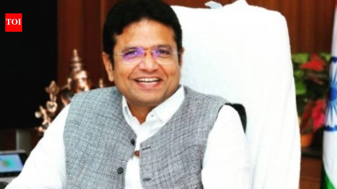 Sridhar Babu@Davos urges global giants to invest in Telangana