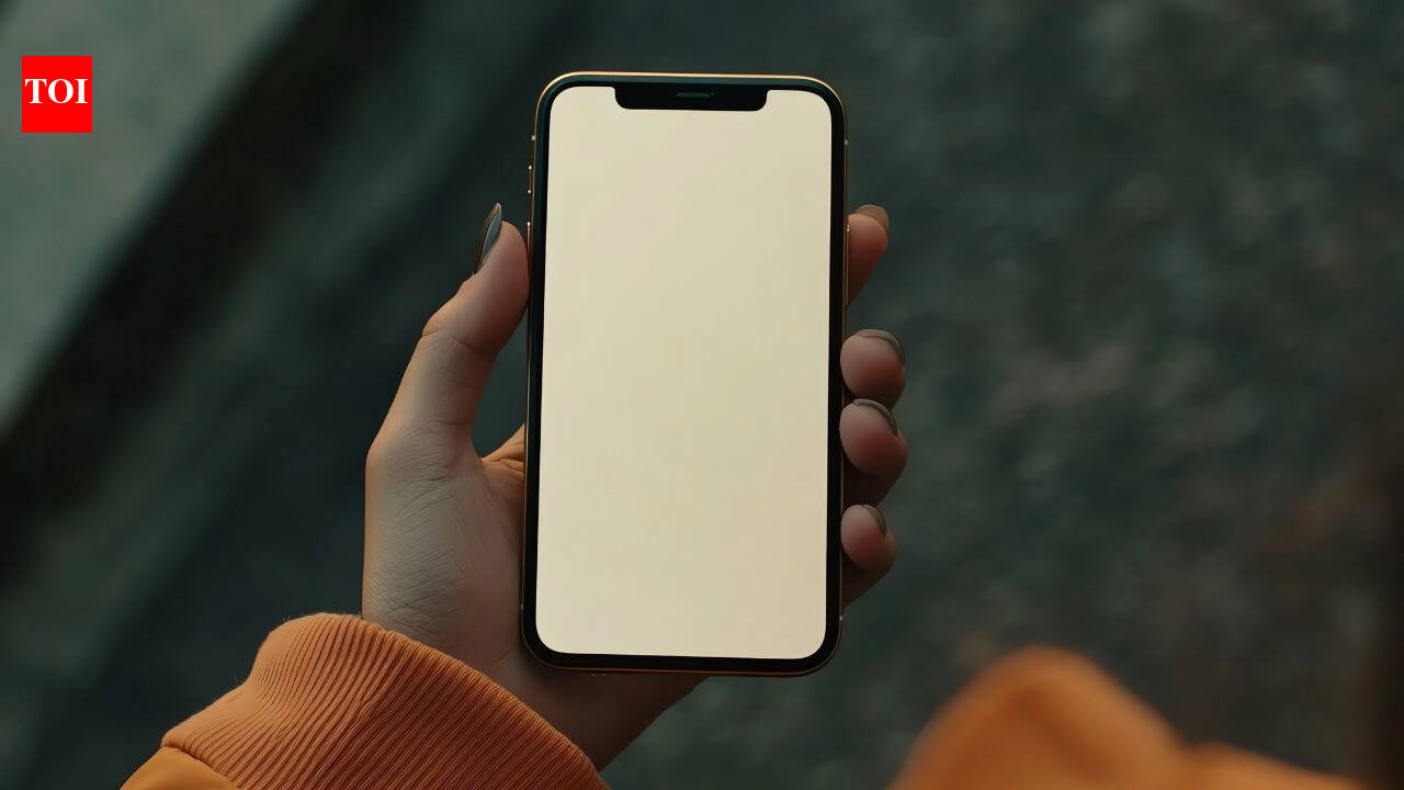 AMOLED vs OLED vs LCD: Which display technology delivers the best picture quality, battery efficiency, and overall performance