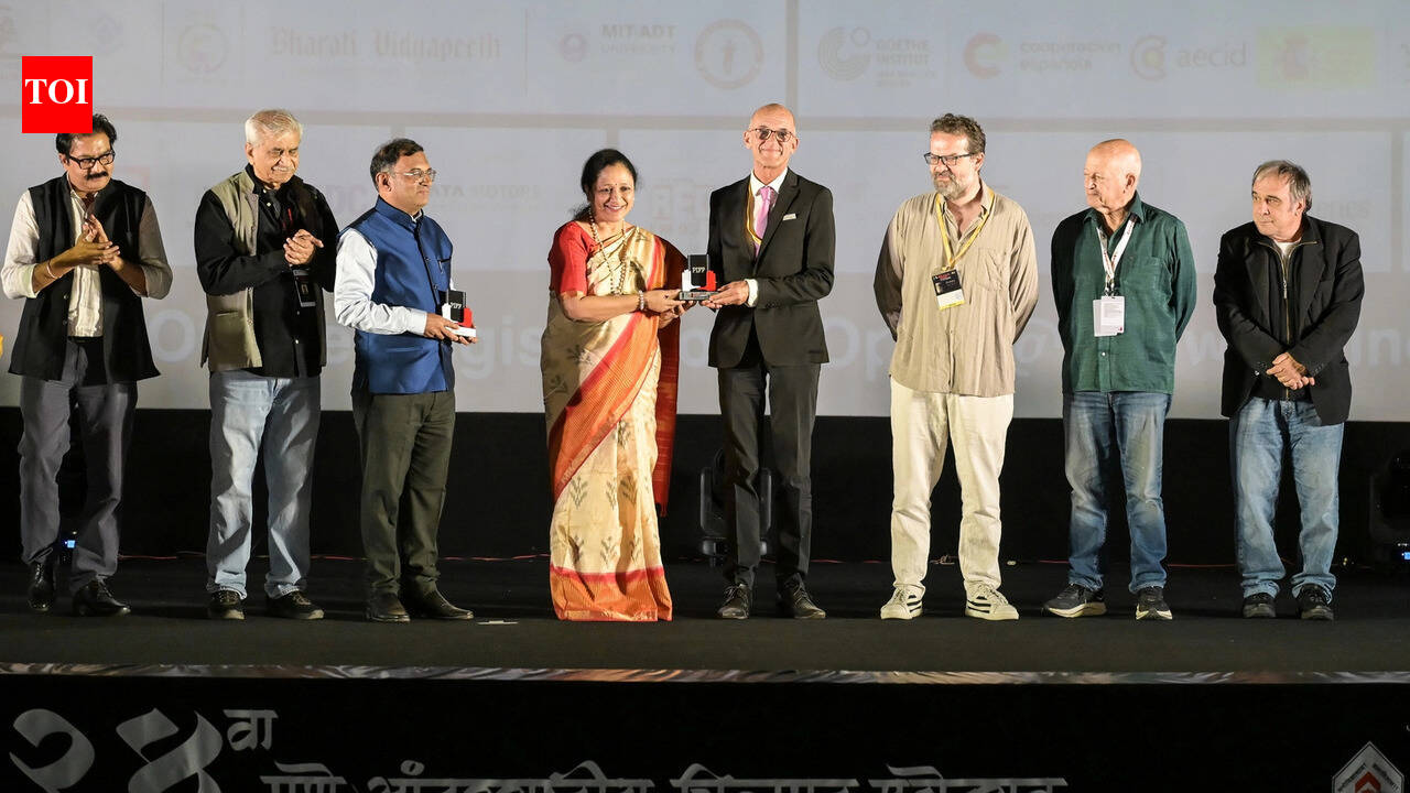 PIFF opens in Pune, spotlights Marathi cinema and Guru Dutt centenary