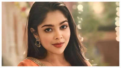  I really love Anu's soft colour choices, and I enjoy playing her because she is so easy to relate to