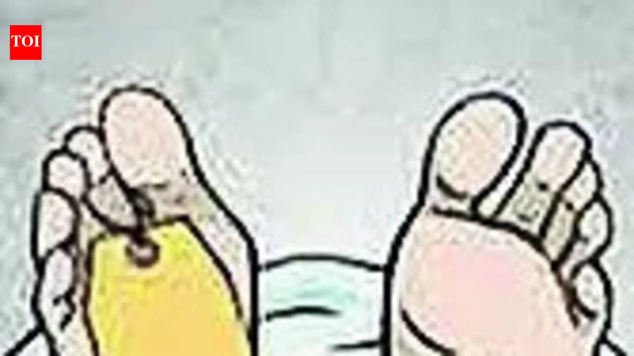 Road blocked, OPD paralysed after woman dies in Buxar hospital