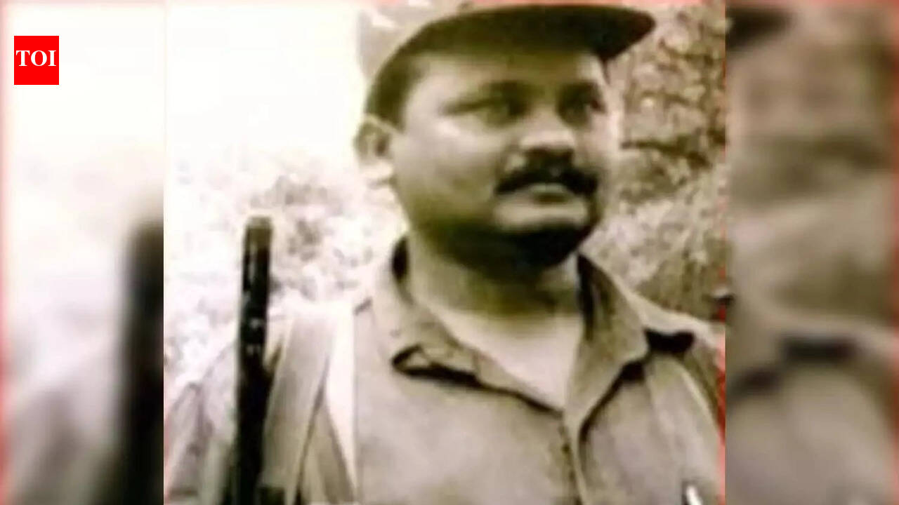 Maoist movement in Bastar reduced to last core: Fewer than 130 armed cadres left, five Naxal commanders elusive; Devji, Paparao cause of concern