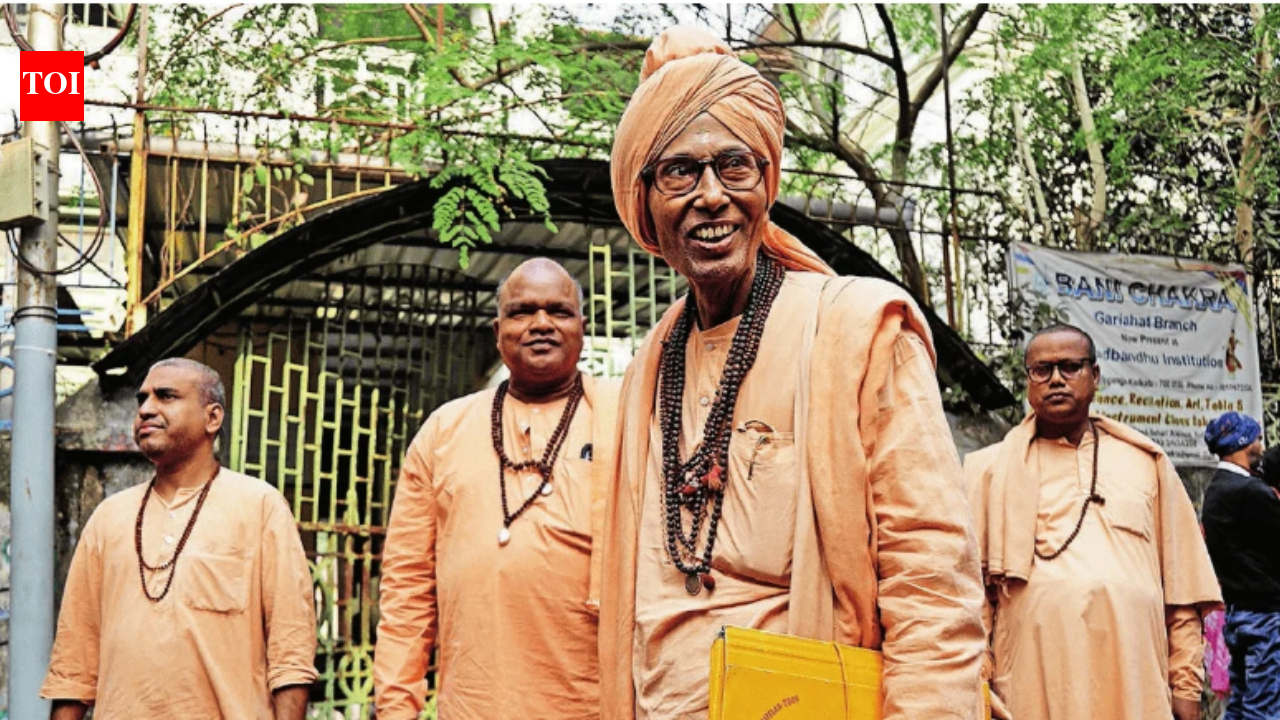 Guru as ‘parent’, elephants on the road: Voter-roll fixes in Bengal get inventive