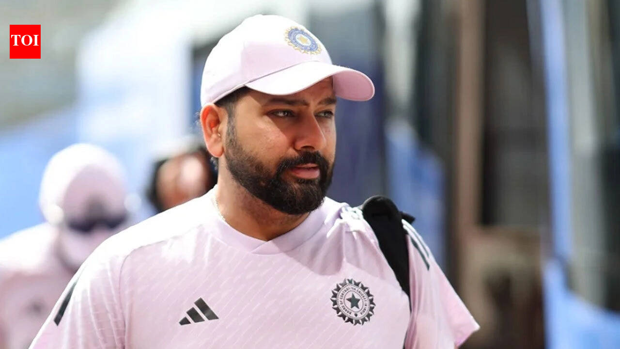 Woman grabs Rohit Sharma at team hotel, cries 'please help me' — Watch