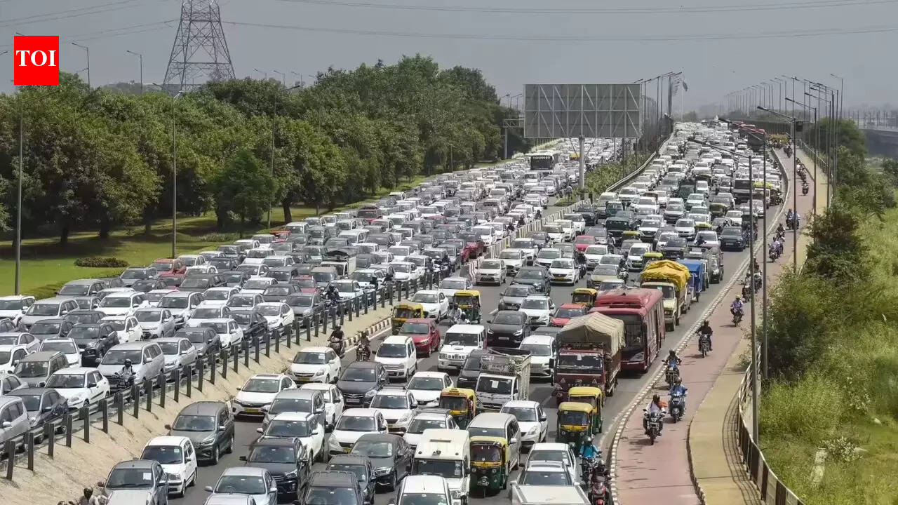 Avoid traffic jams ahead of Republic Day: Traffic restrictions, timings to know