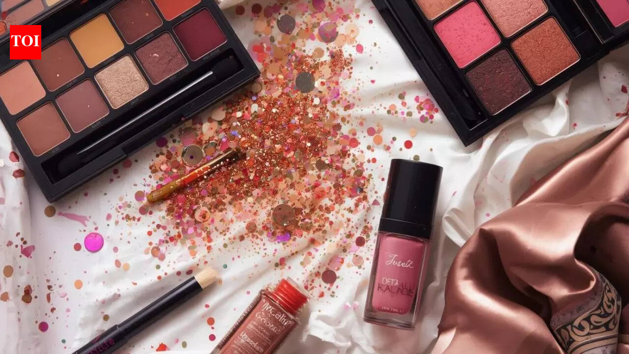 How to remove makeup stains from clothes: Easy tricks that work