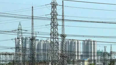 Subsidy release, dues recovery help discoms post Rs 2,700-crore profit in FY25: Khattar