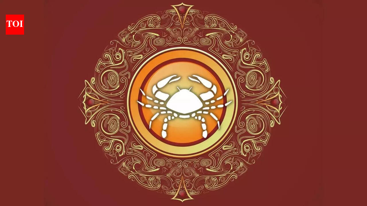 Cancer Horoscope Tomorrow, January 26, 2026: Something bigger is setting the stage, don't let the moment pass