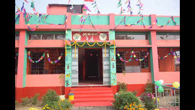 Rural Bengal gets new cultural hub: Lokkatha Library & Clinic opens in Puin village